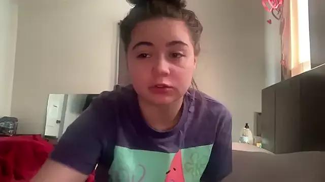 dazeyrayne on StripChat 