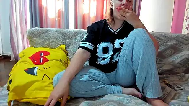 Freechat Dyana_Kaylinn on StripChat