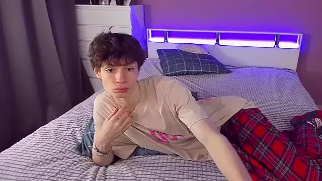 Edvard_Blare on StripChat 
