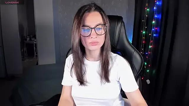 Freechat EllaFresh on StripChat