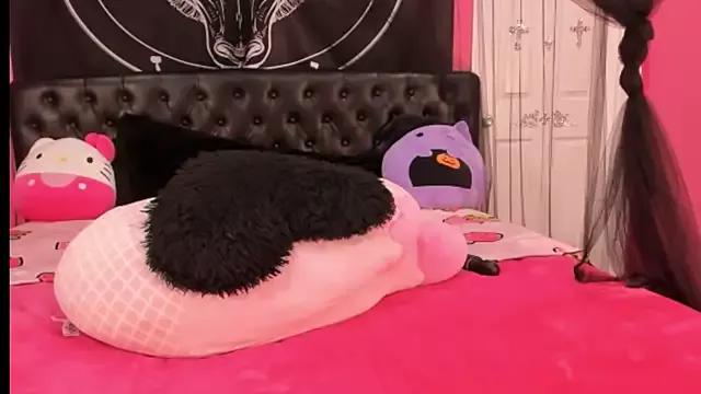 Freechat EVILYN on StripChat