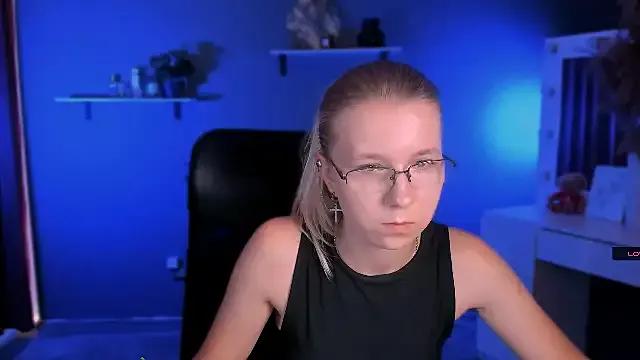 Freechat gloria_bubble on StripChat