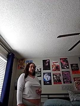 honeeyyy_pot on StripChat 