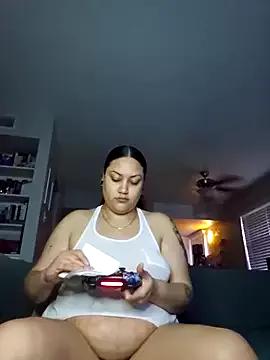 honeeyyy_pot on StripChat 