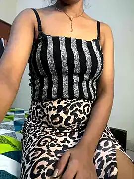 hottiexxxmexxx on StripChat