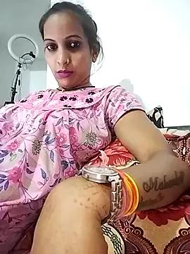 Hotty-Nidhi on StripChat 