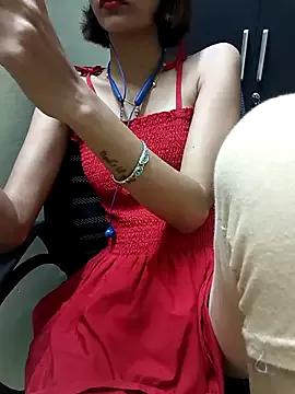 Private Isha_Sax on StripChat