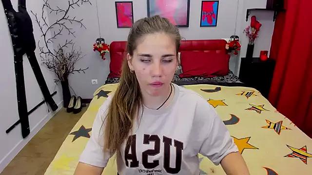 JaneRaspberry on StripChat 