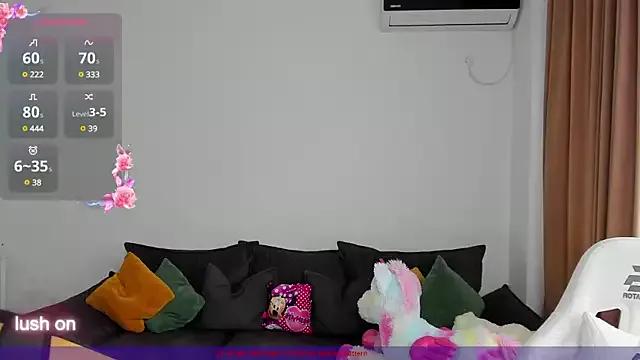 Just_Mira_ on StripChat 