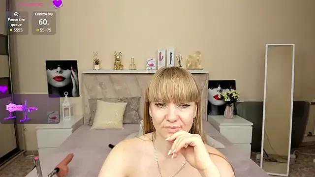 Freechat KattyPeachX on StripChat