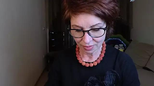 Kelly_Fleur on StripChat 