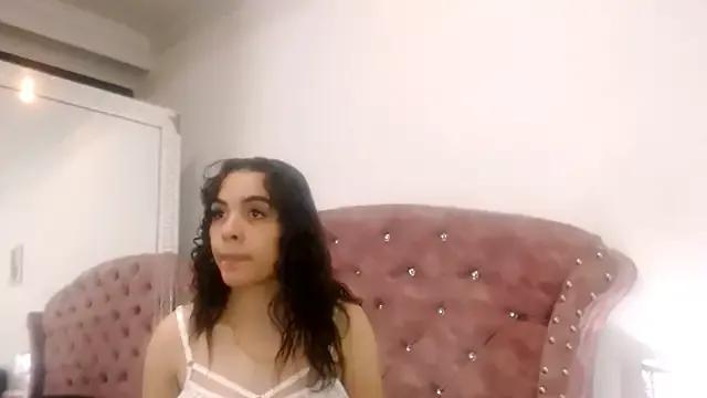 Kim_Lennon on StripChat 