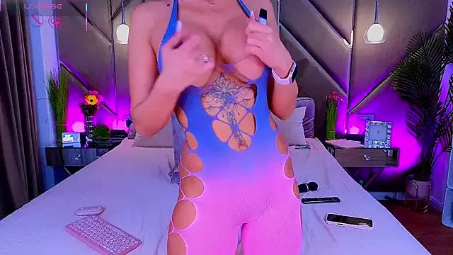 Lellie__ on StripChat 