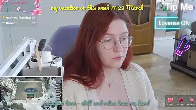 LesyaOxi on StripChat 