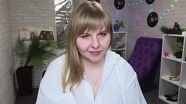 Lexy_Lait on StripChat 