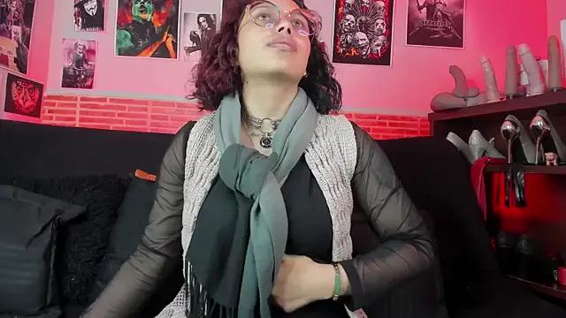 Freechat lilith-deveraux on StripChat