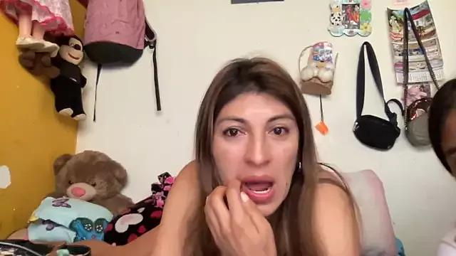 Freechat LunaBeya on StripChat