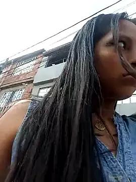 LunaHot_777 on StripChat 