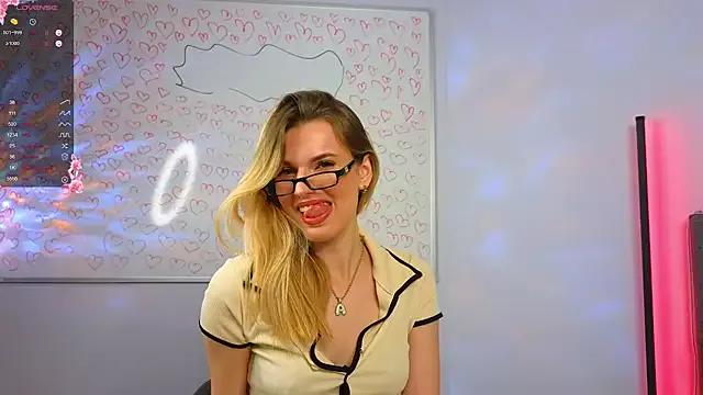 MattieAndrews on StripChat 