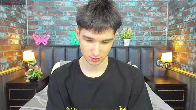 MaxCoper on StripChat 