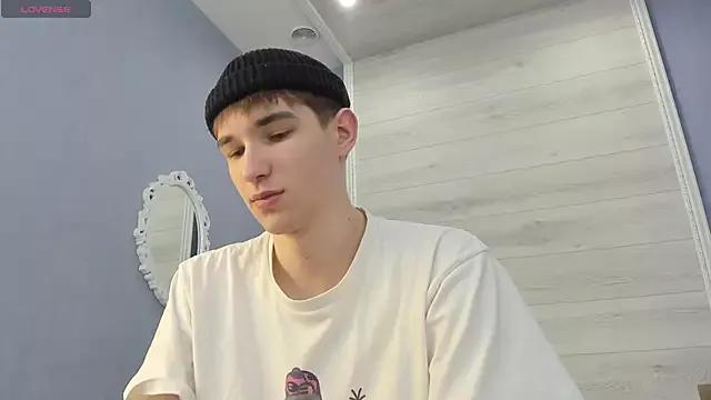 MaxCoper on StripChat 