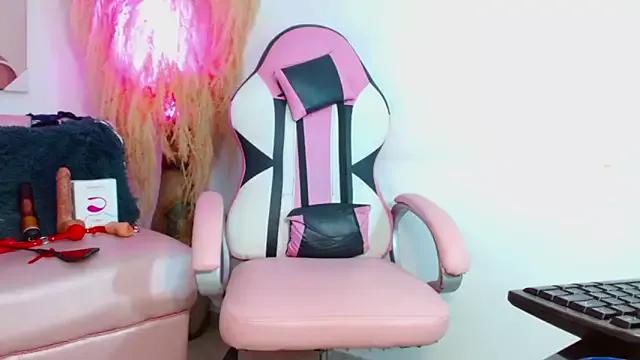 Freechat mia_foxts on StripChat