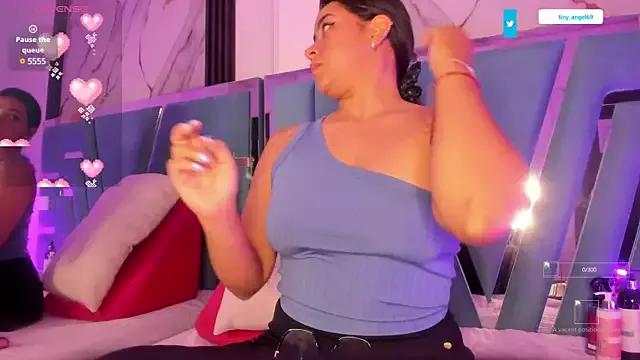 miilaklum on StripChat 