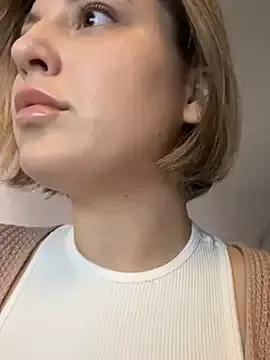 Monika_3065 on StripChat 