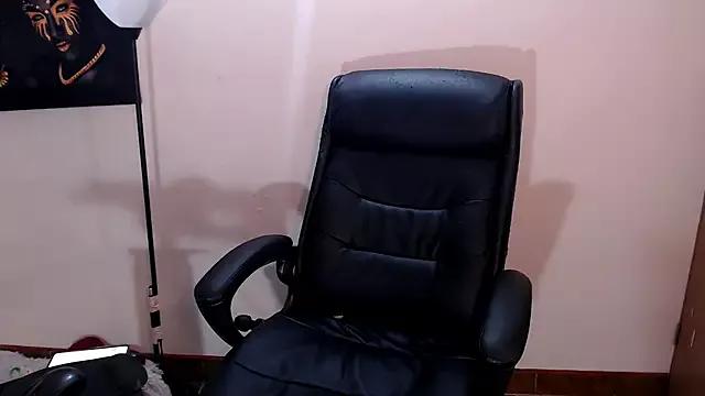 natasha_cam22 on StripChat 