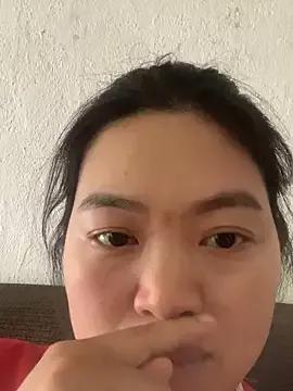 Nhung584 on StripChat 