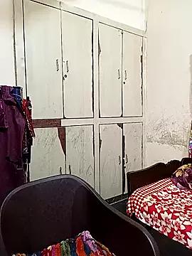 reemacouple007 on StripChat 