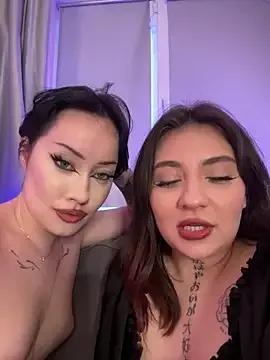 RollingGirls on StripChat 