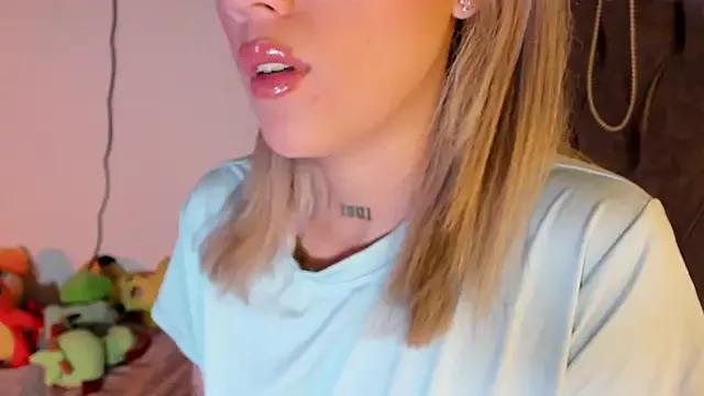 Sabrina_Cole on StripChat 