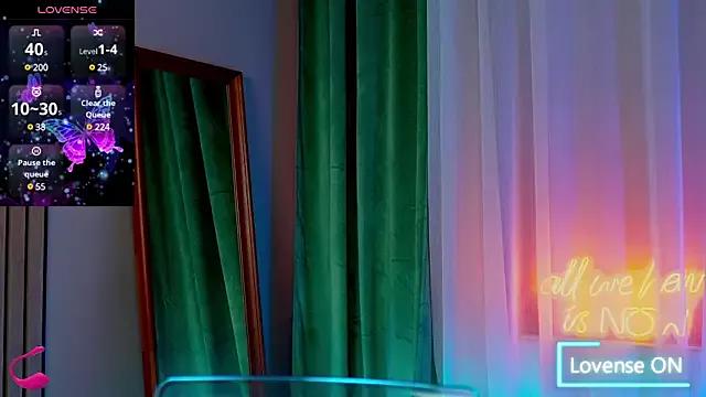 Freechat SabrinaJade on StripChat
