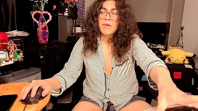 ShinyCherub on StripChat 
