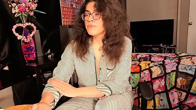 ShinyCherub on StripChat 