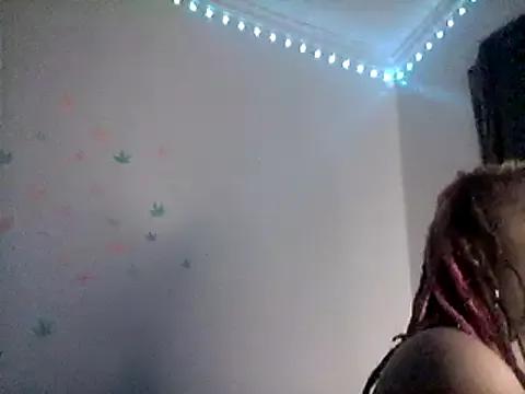 Sunflower_Synns on StripChat 
