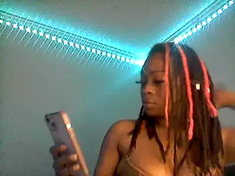 Sunflower_Synns on StripChat 