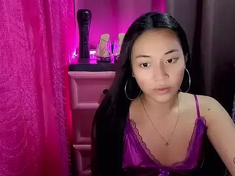 Sweetcummer_laura on StripChat 