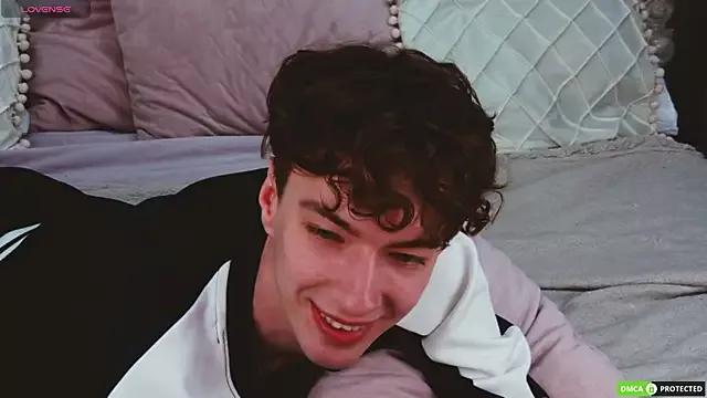 Freechat TrevorBenson on StripChat