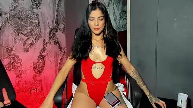 Trinna_harperr on StripChat 
