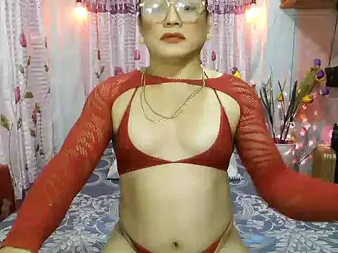 UrAsianPrincessDanie on StripChat 