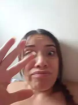 Freechat valery_mora on StripChat