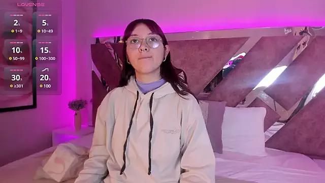 VioletaaLee_ on StripChat 