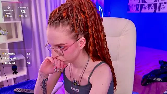 Freechat VioletShine on StripChat