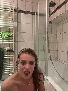 YoungSophie on StripChat 