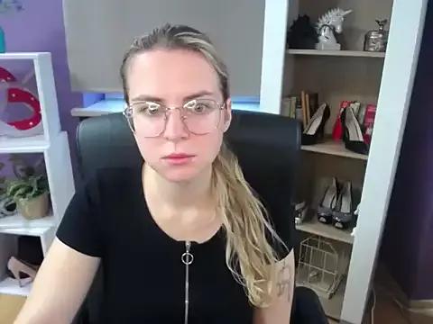 Freechat Zoey_Erotic on StripChat