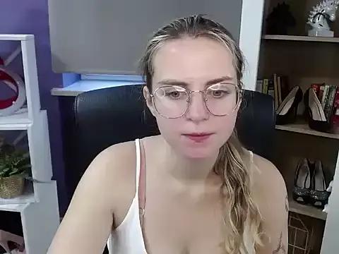 Freechat Zoey_Erotic on StripChat