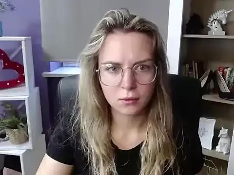 Freechat Zoey_Erotic on StripChat