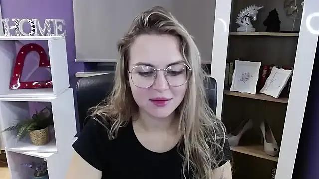 Zoey_Erotic